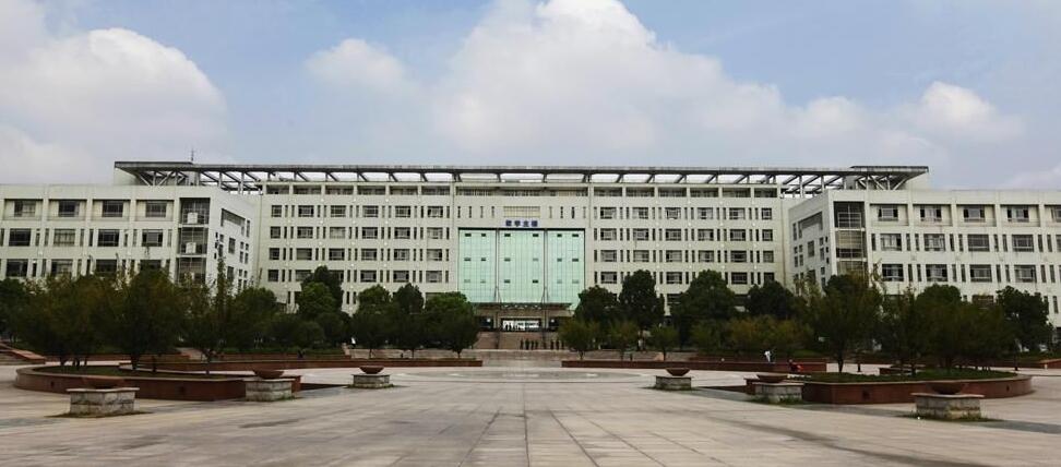 建筑大學.jpg